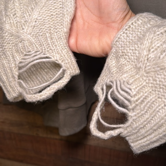 Vintage Havana Army Green Cable Knit Distressed Oversized Cardigan Sweatshirt - Picture 8 of 9